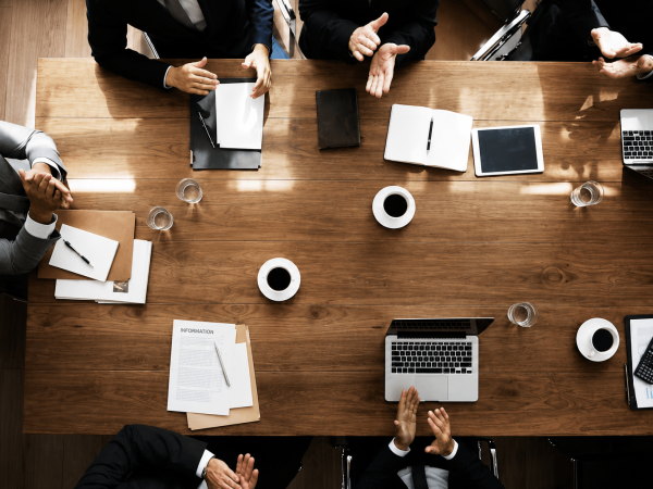 DeFi regulation 2026: how traditional banks are entering on-chain finance legally